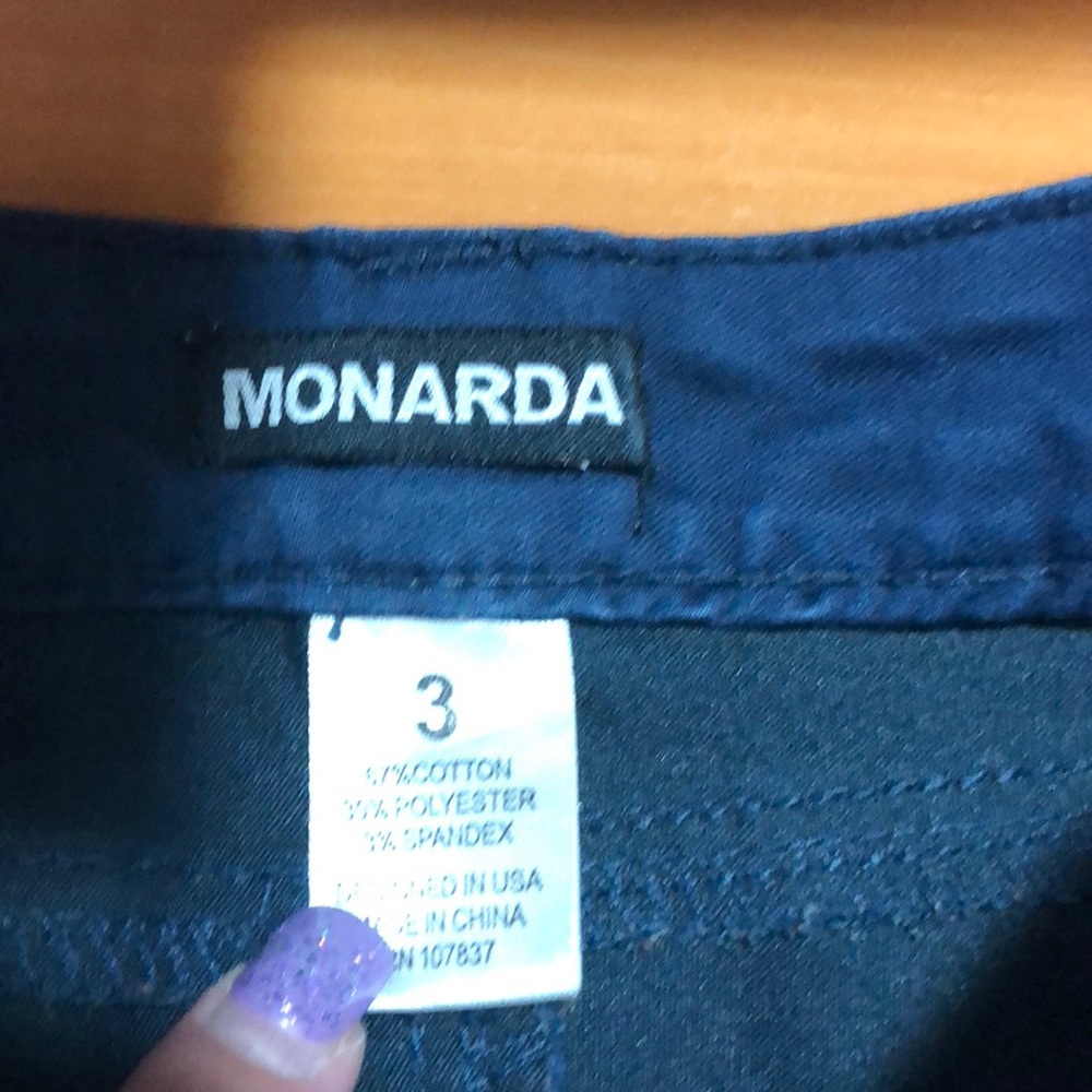 Jeans - Picture 2 of 3